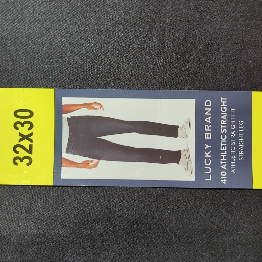 Lucky Brand 410 Athletic Straight Fit Jeans
